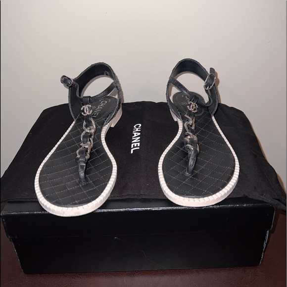 CHANEL THONG SOUPLE CALFSKIN CHAIN SIZE 38 - Picture 1 of 6
